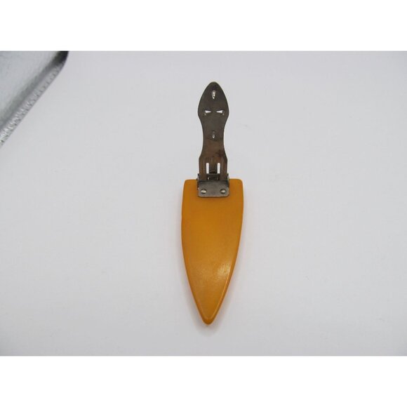 Vintage Carved Butterscotch Bakelite Arrow Dress Clip - Picture 9 of 12